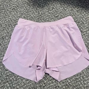 lululemon find your pace shorts